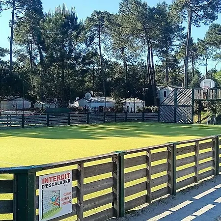 Mobil-home Bien Etre La Palmyre Holiday home *